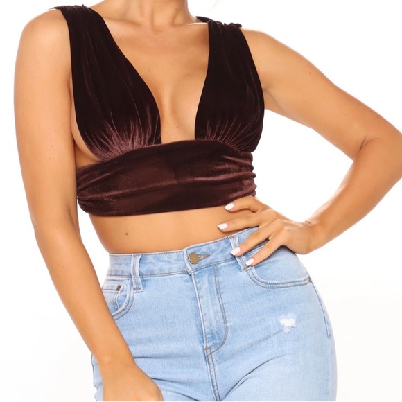Fashion Nova Tops - Fashion Nova Evie Velvet Deep V Top in Chocolate Size M NWT
